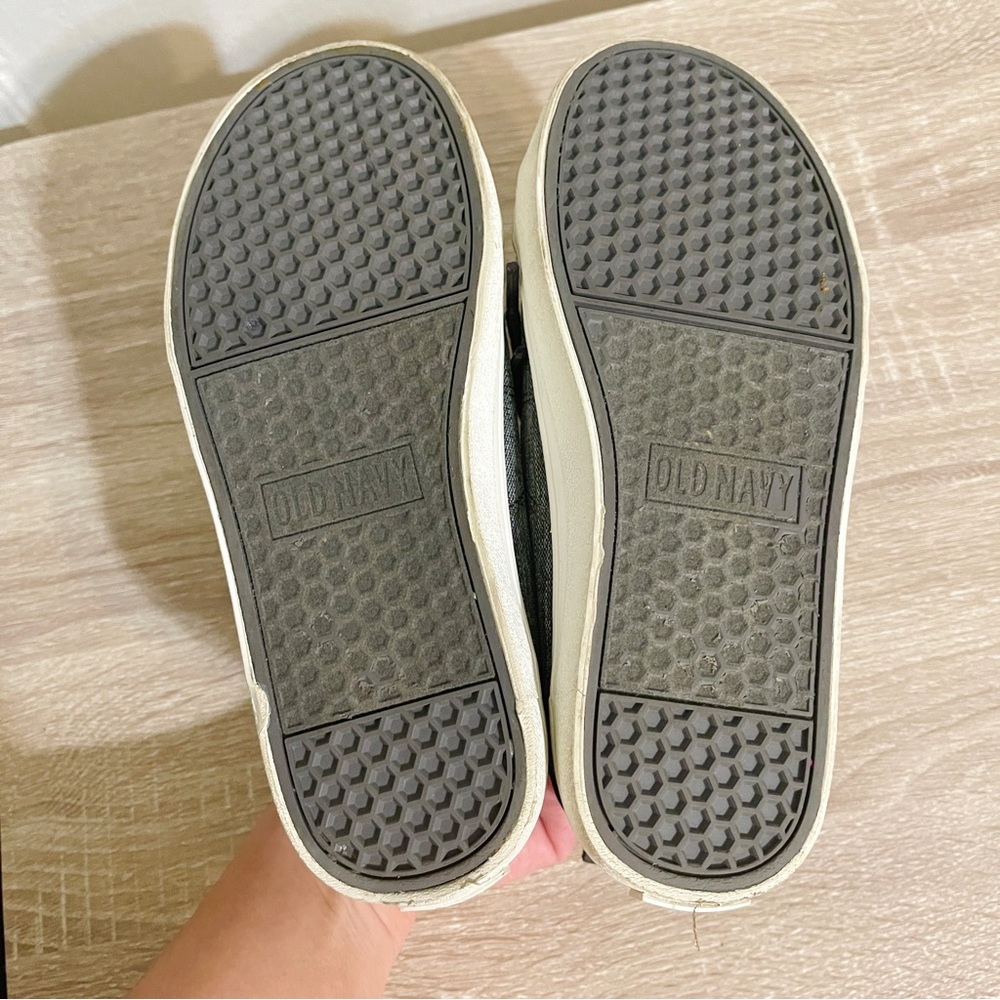 Kids Shoes - Picture 6 of 6